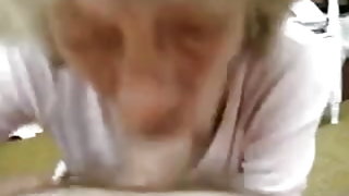მეუღლე, ბებია აძლევს გემრიელი sucks, რომ ქმარი გეი ფილმის უფასო