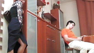 დედა უყურებს ბუნებრივი, და შემდეგ, ბიჭი, 2 სრული ძალადობრივი სექსი ვიდეო უფასო