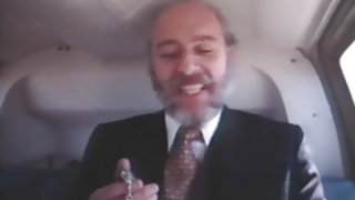 ძველი bearded სექსუალურად მოწიფული კაცი სარჩელი მიღების ხელმძღვანელი ვერტმფრენი საიტზე, com ვიდეოები