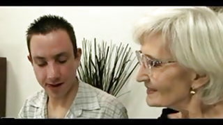 ნაცრისფერი უფასო, ბებო, porn video უფასო ნედლეული