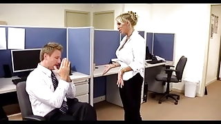 მსუქანა bossy დედა! უფასო porn ვიდეო trailer ვიდეო